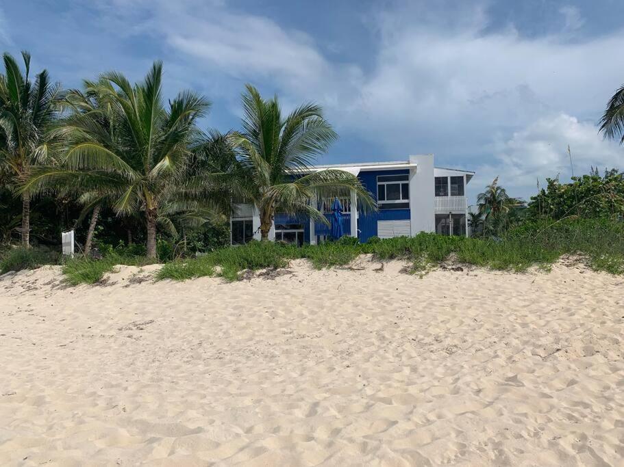 Beach'Nbarefoot Насау Екстериор снимка